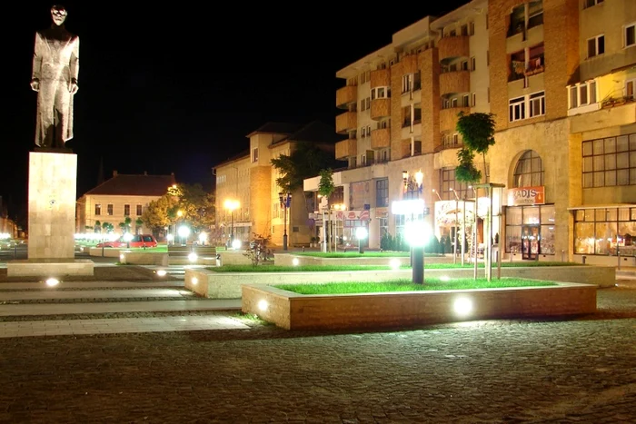Piata Iuliu Mnaiu Alba Iulia