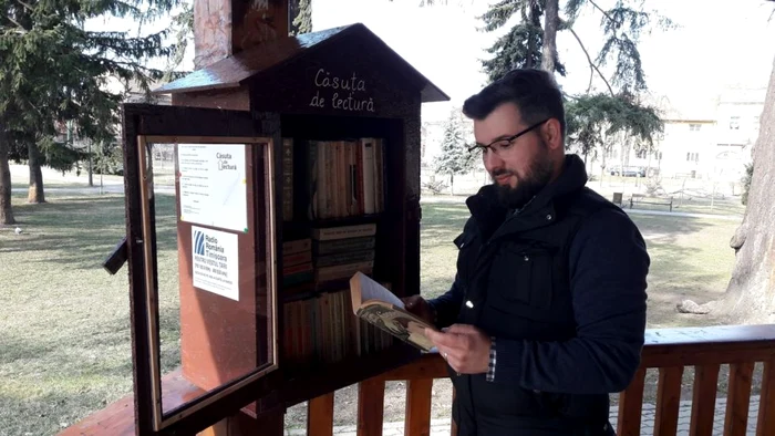 Căsuţă de lectură în Timişoara FOTO Ştefan Both