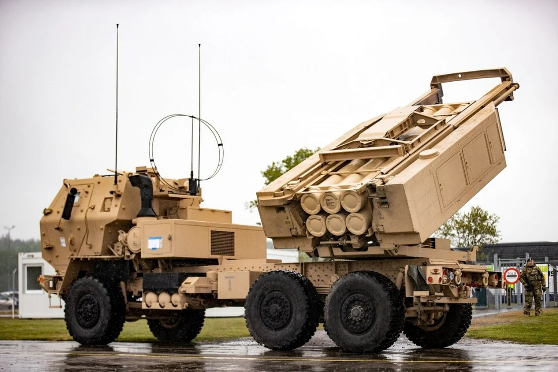 Lansator de rachete HIMARS Foto Profimedia