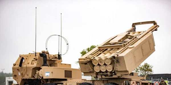 Lansator rachete HIMARS FOTO profimedia