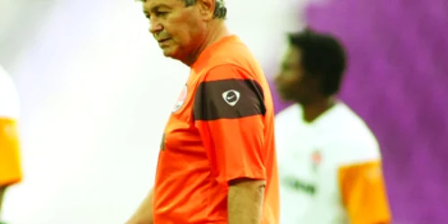 Timişoara: Gândul la un eventual eşec îi dă palpitaţii lui Mircea Lucescu