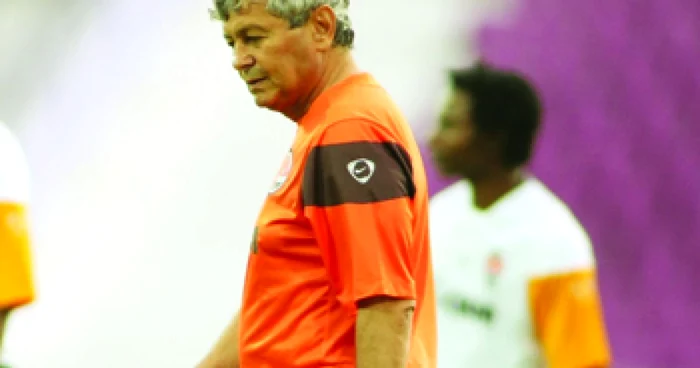 Timişoara: Gândul la un eventual eşec îi dă palpitaţii lui Mircea Lucescu