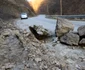 caderi de pietre pe soseaua spre lunca cernii de jos foto daniel guta adevarul