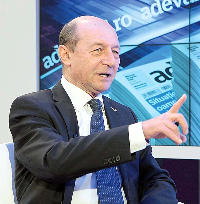 “În privinţa condamnării fratelui meu nu am de făcut nici un comentariu, fiind o hotărâre definitivă a instanţei, indiferent ce cred eu”. - Traian Băsescu