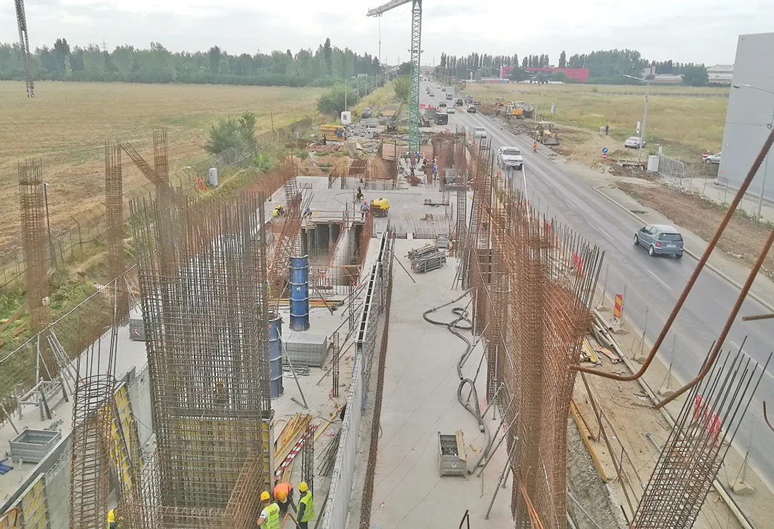
    Lucrările la staţia Tudor Arghezi,  capătul magistralei M2 din Berceni,  au început în ianuarie 2021  