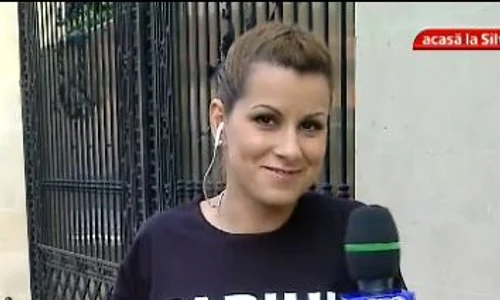 Ana Maria Vladislav stă de trei zile în faţa casei lui Prigoană (captură: Pro TV) jpeg