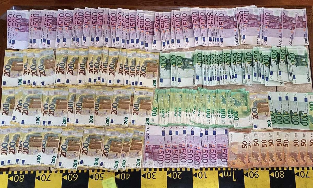 Zeci de mii de euro, confiscați în urma perchezițiilor FOTO: Poliția de Frontieră