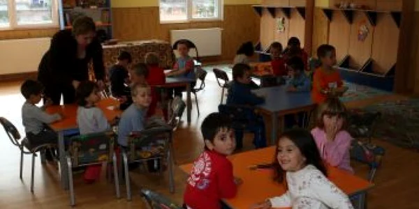   Micuţii din Trivale au două grădiniţe noi