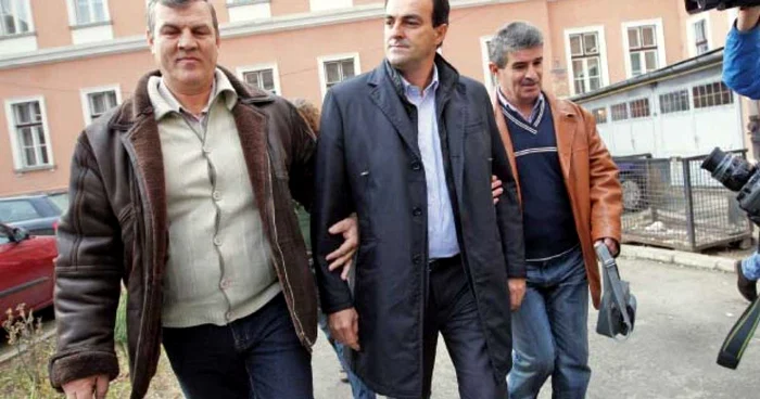 Primarul Clujului, Sorin Apostu, a ajuns după gratii pentru luare de mită