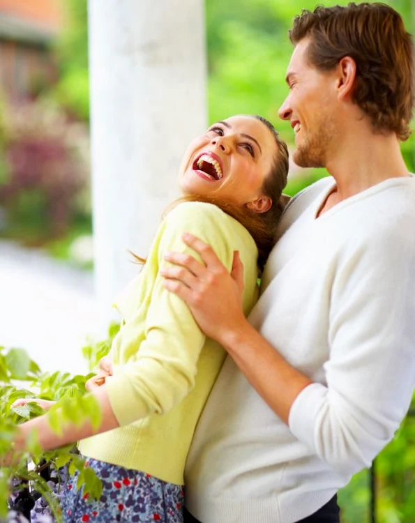 
    Când eşti generos cu ceilalţi, partenerul te vede cu ochi mai buniwww.clickpentrufemei.ro  