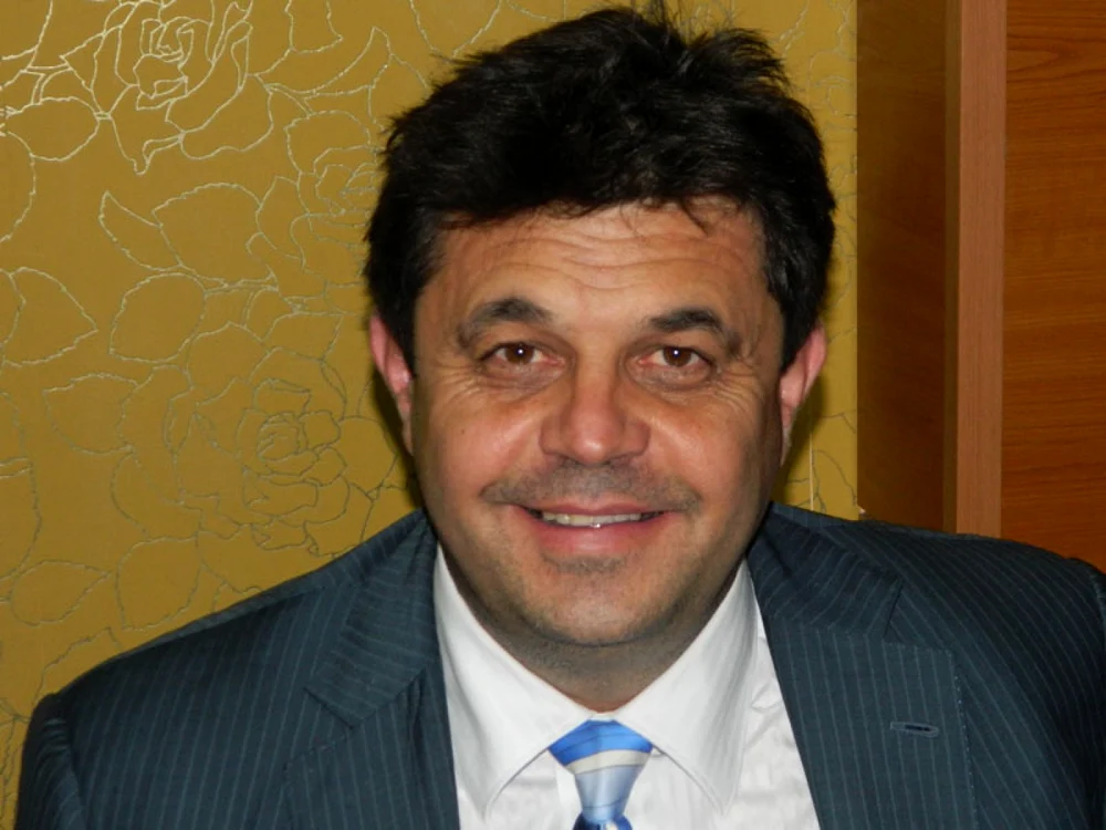Marian Căpăţână.