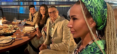 Crina Abrudan și Cristi Brancu cu familia lui au ales Dubaiul pentru Crăciun și Revelion