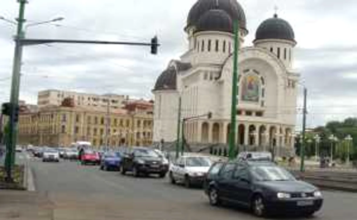 Specialiştii vor număra maşinile, bicicletele, pietonii şi călătorii din intersecţii