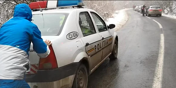 masina de politie avea probleme cu bateria FOTP Sind Europol jpg