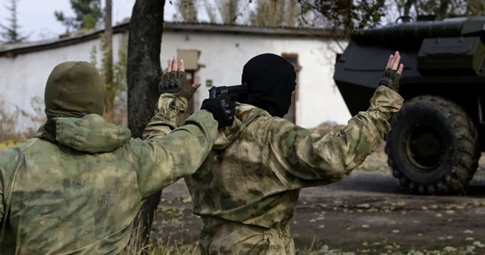 În cei trei ani de conflict, peste 10.000 de oameni şi-au pierdut viaţa în estul Ucrainei FOTO Sputnik