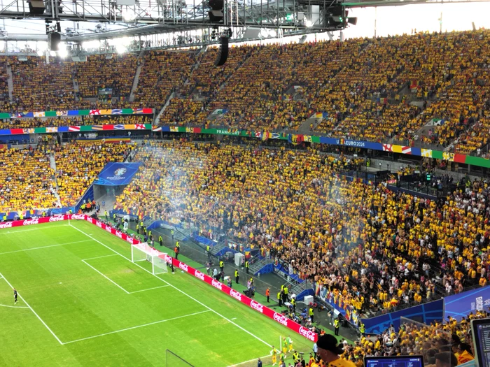 Pe stadion, românii au făcut legea. Foto Adevărul