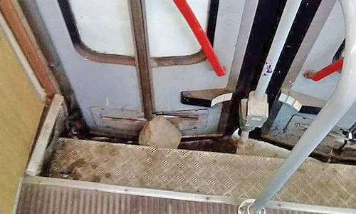 10 act 3 tramvai 2col 8915151 jpeg