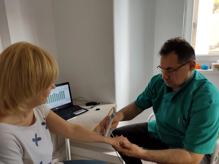 1 metoda laseracustop dr florin bebesel jpg jpeg