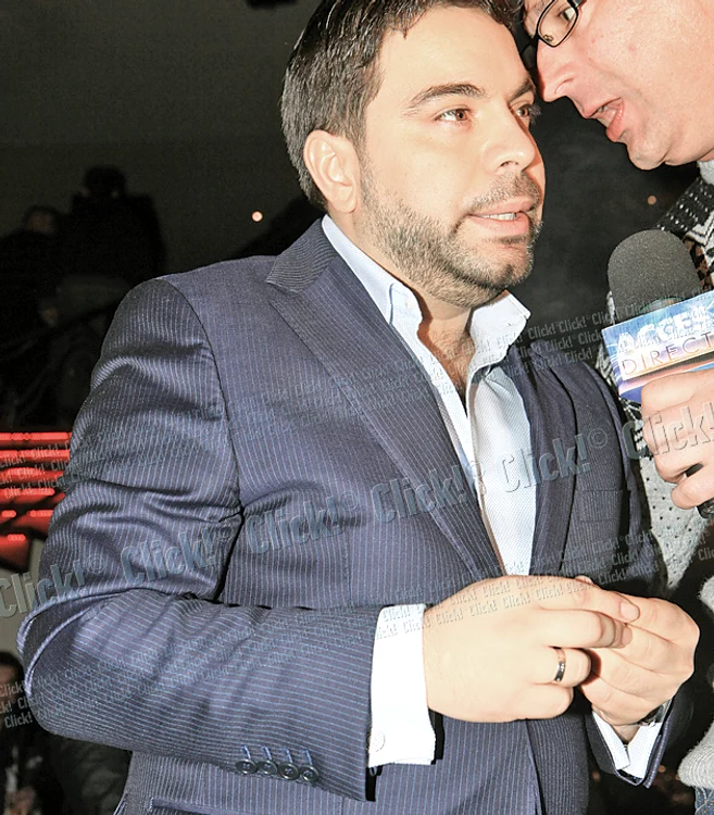 Salam a fost acoperit cu bani