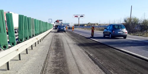 Lucrări pe Autostrada Soarelui A2 sectorul de beton de la Fundulea spre Bucureşti Sursa Facebook CNAIR