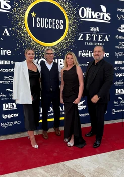 Cosmina Mahara ( Oliveris), Oana și Eduard Irimia l-au adus pe Eric Roberts în România foto: Click!