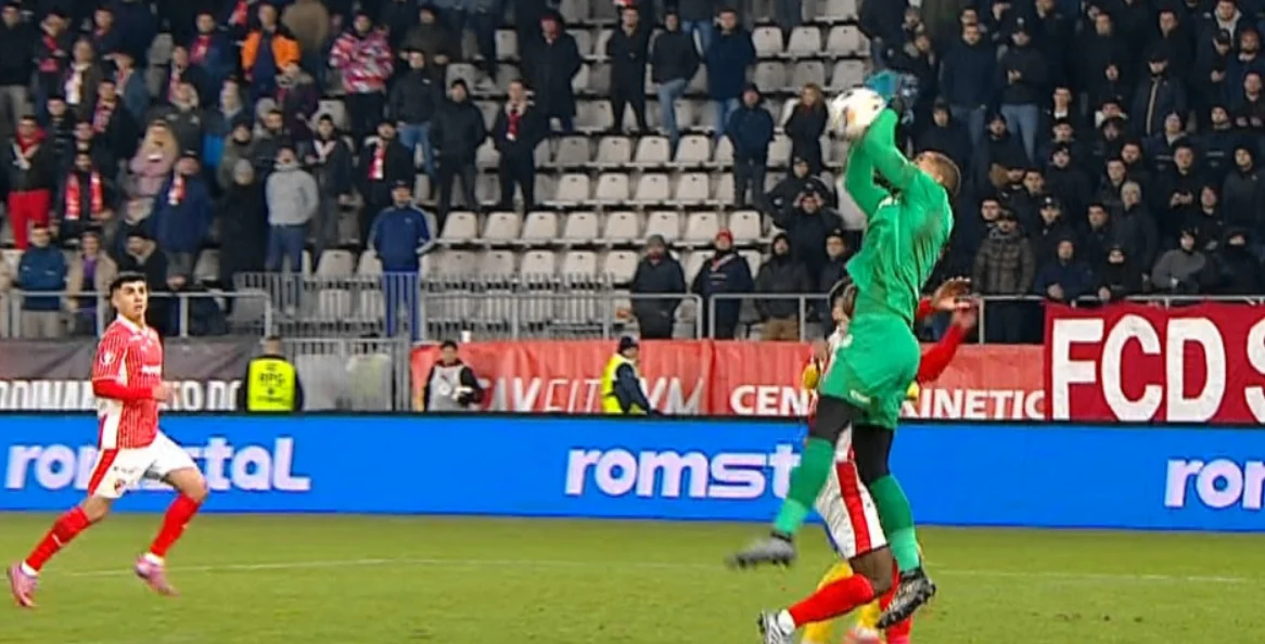 Generosul Epassy le-a făcut cadou un gol ploieștenilor. Dinamo ratează victoria, după gafa colosală a portarului. „Nu este prima mea greșeală. Sper să nu mai fac”