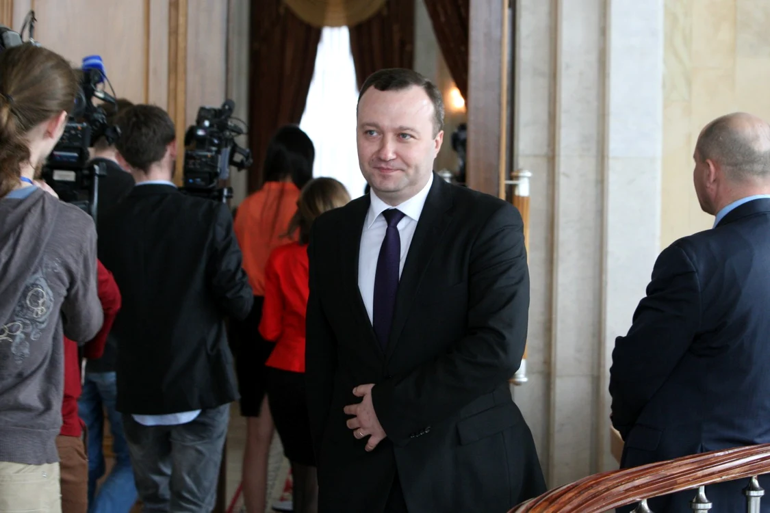 Comisia la selectat pe Vitalie Pârlog pentru funcţia de procuror general FOTO: Dumitru Goncear