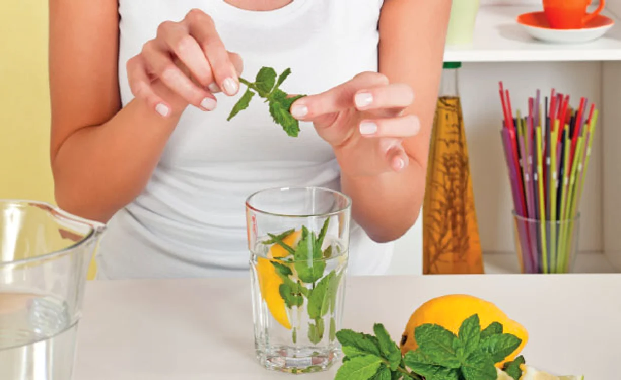 Limonada este cea mai la îndemână băutură cu care ne putem răcori