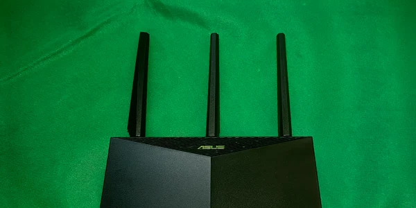 ASUS RT AX86U Pro  jpg