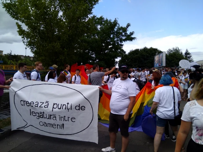 Imagine de la marşul LGBT. FOTO: Florina POp