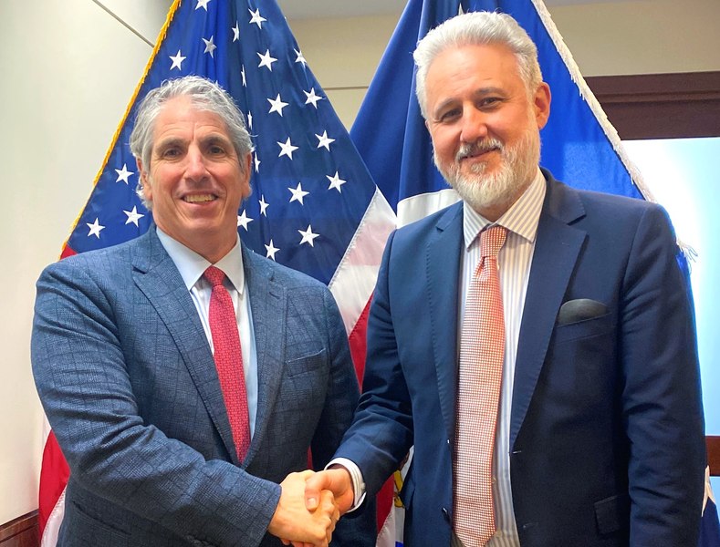 Consilierul prezidențial Marius Lazurca, întâlnire cu un oficial SUA de rang înalt. Mesajul transmis de Washington despre România