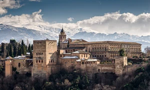 Palatul Alhambra din Granada, spania Foto shutterstock 1458803573 jpg