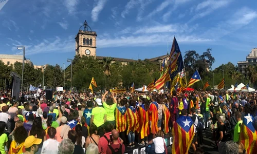 Dezbatere Historia la Adevărul Live: Autonomia Cataloniei, model pentru Ţinutul Secuiesc? Se va alătura România lui Viktor Orban? VIDEO png