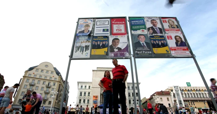 Românii îşi vor alege duminică cei 32 de eurodeputaţi Foto: Mediafax