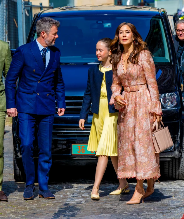 Prințul Moștenitor Frederik și Prințesa Moștenitoare Mary ai Danemarcei, alături de Prințesa Josephine, Profimedia (2) jpg