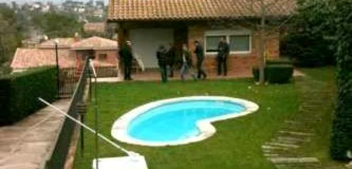 Poliţia Naţională a confiscat documente care dovedesc frauda Foto; Poliţia : Naţională Spania