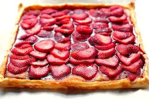 tarta capsuni jpeg