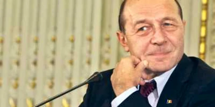 Traian Băsescu a reproşat Cabinetului Boc situaţia proastă a absorbţiei banilor de la UE