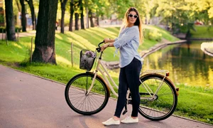 Postura corecta pe bicicleta Cum po i preveni durerile de spate i de genunchi jpg