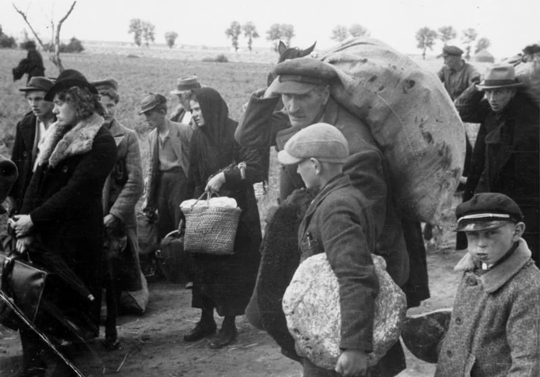Începutul politicii de „Lebensraum”, expulzarea germană a polonezilor din vestul Poloniei