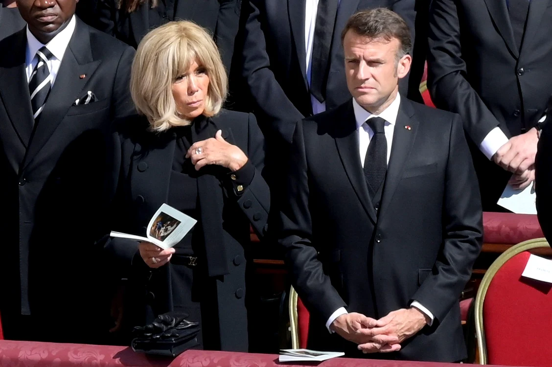 Brigitte şi Emmanuel Macron. FOTO: Profimedia