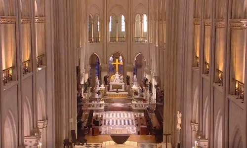 notre dame redeschidere jpg