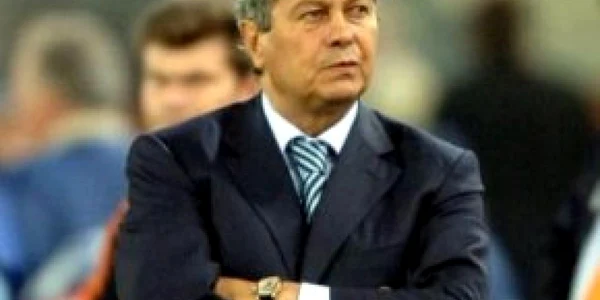 Shakhtar Donetsk coach Mircea Lucescu hospitalized after heart attack
