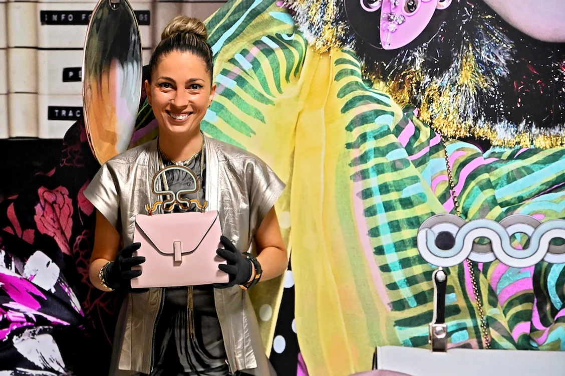 Diana Nicolaie, designer expoziție Bags Inside Out (1) JPG