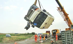 Din fericire, nimeni n a fost rănit,  toţi pasagerii din ambulanţă  având centurile de siguranţă puse jpeg