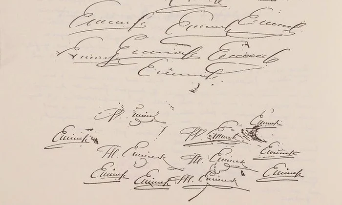Semnături realizate de Mihai Eminescu, colecția Academiei Române, tipărite în Manuscrisele Mihai Eminescu (foto: Muzeul Naţional Brukenthal)