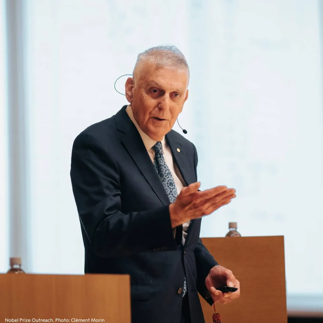 Meseriile viitorului în era AI: un laureat Nobel dezvăluie domeniile care vor domina piața muncii și spre care tinerii trebuie să se îndrepte