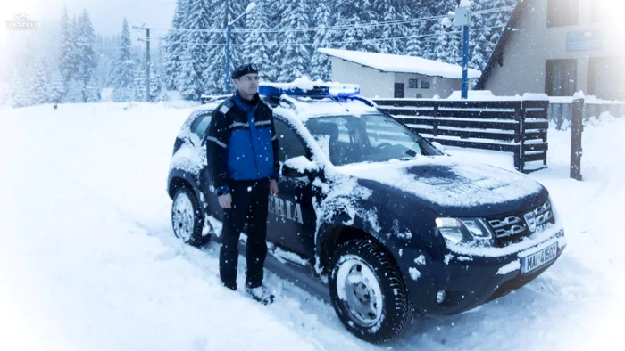 La un moment dat, în zona „Bolboci”, din cauza unei erori de GPS au fost direcţionaţi cu autovehiculul pe un drum forestier, unde au rămas înzăpeziţi.