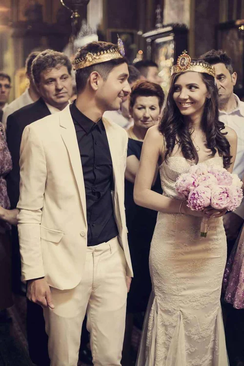 Adi şi Larisa, în timpul ceremoniei religioase