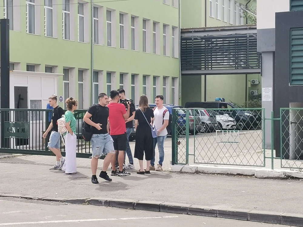 Absolvenții de liceu care au susținut Bacalaureatul 2024 au aflat rezultatele FOTO: A.M.